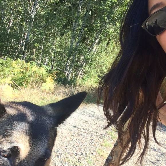 Meet your Posher, Rina - Picture 1 of 1